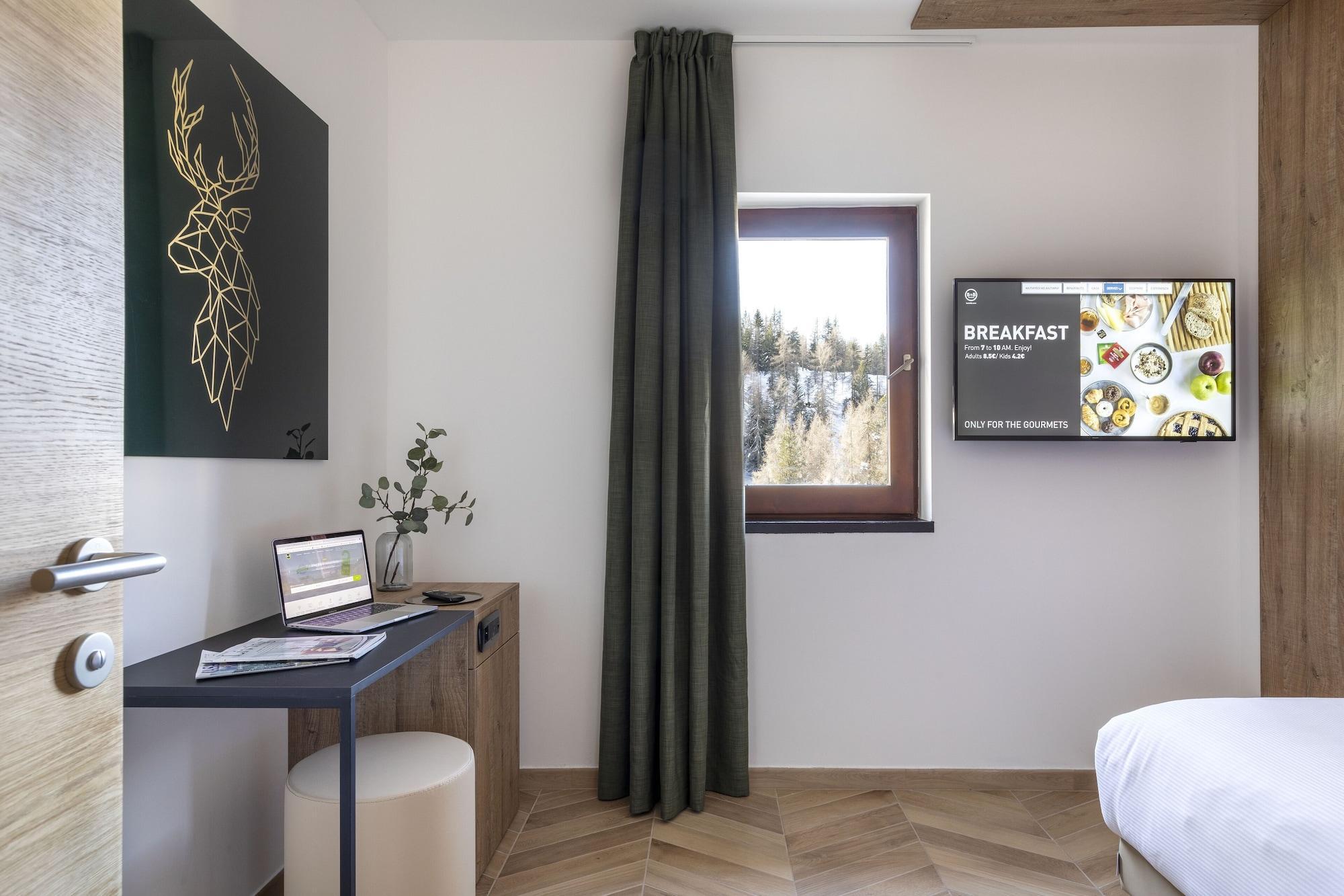 B&B Hotel Passo Tre Croci Cortina Cortina dʼAmpezzo Exteriör bild